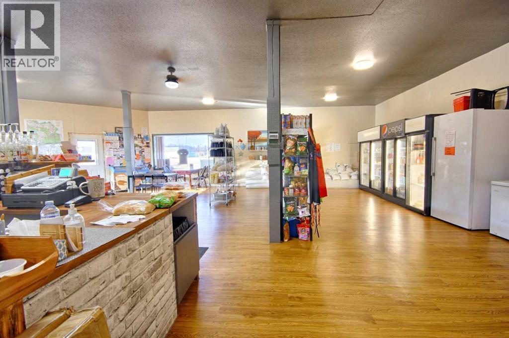 101 3 Street, Hays, Alberta  T0J 2S0 - Photo 4 - A2298518