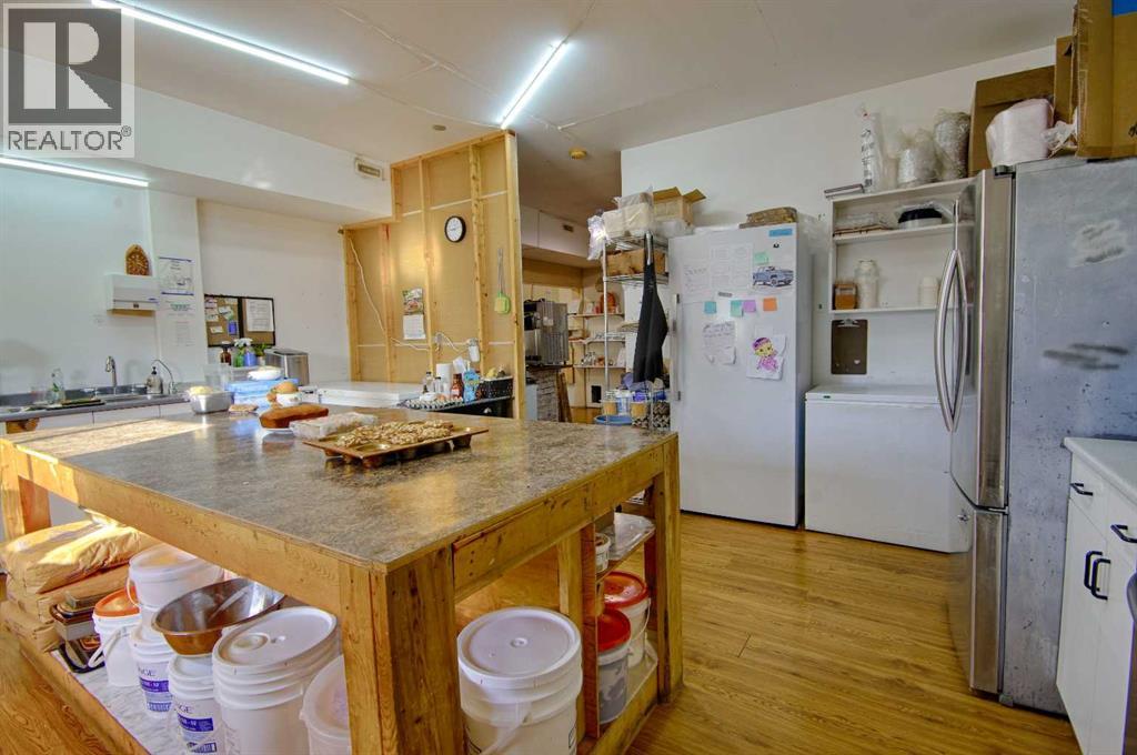 101 3 Street, Hays, Alberta  T0J 2S0 - Photo 9 - A2298518