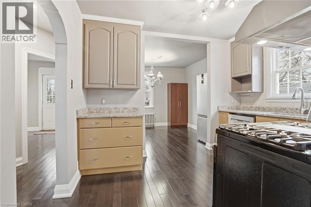 210 Vine Street, St. Catharines, Ontario  L2M 4S8 - Photo 12 - 40810341