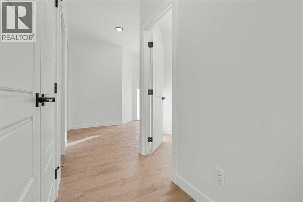 512 Lawthorn Way SE, Airdrie, Alberta  T4A 3N9 - Photo 5 - A2292536