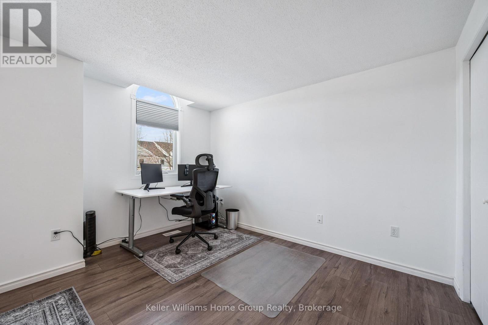 23 - 151 Clairfields Drive E, Guelph, Ontario  N1L 1P5 - Photo 23 - X12949600