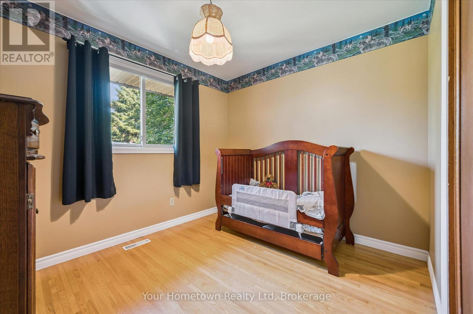 220 Colborne Street, Centre Wellington, Ontario  N0B 1S0 - Photo 15 - X12949654