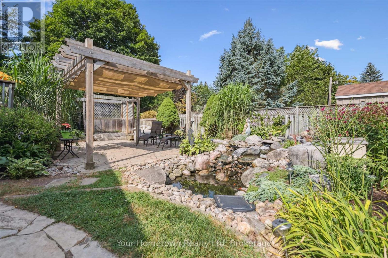 220 Colborne Street, Centre Wellington, Ontario  N0B 1S0 - Photo 32 - X12949654