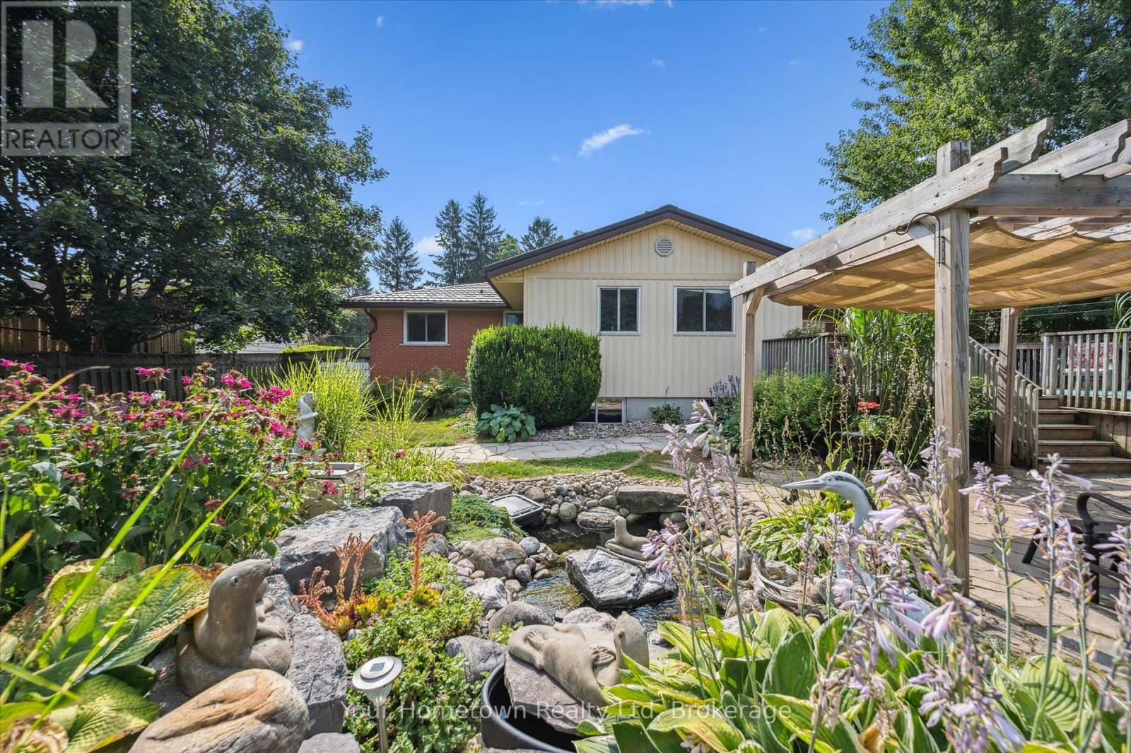 220 Colborne Street, Centre Wellington, Ontario  N0B 1S0 - Photo 41 - X12949654