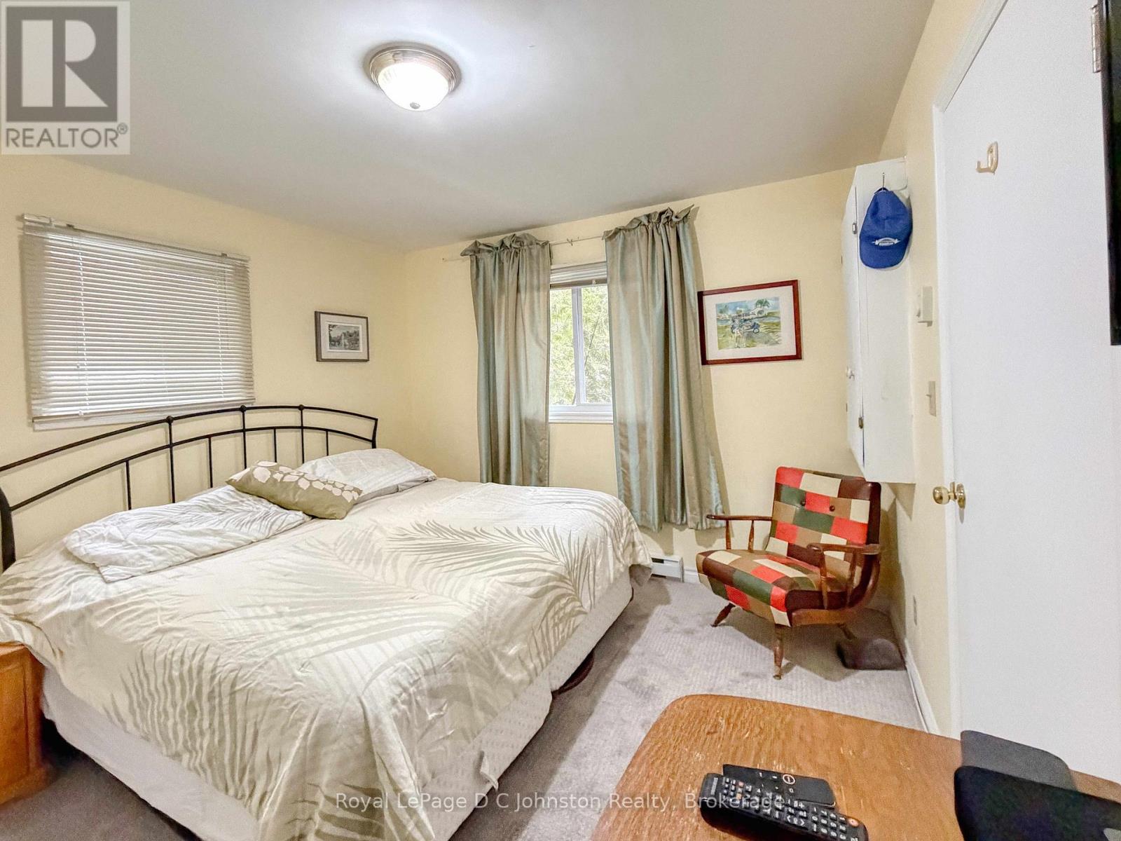 225 Bruce Road 13 Road, Native Leased Lands, Ontario  N0H 2L0 - Photo 12 - X12949746