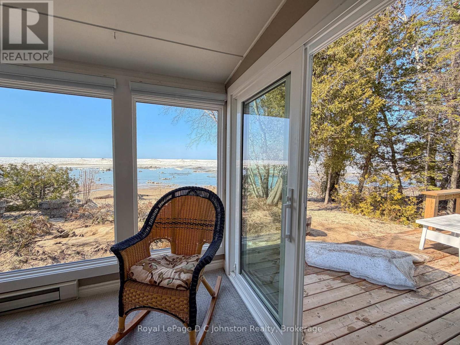 225 Bruce Road 13 Road, Native Leased Lands, Ontario  N0H 2L0 - Photo 18 - X12949746