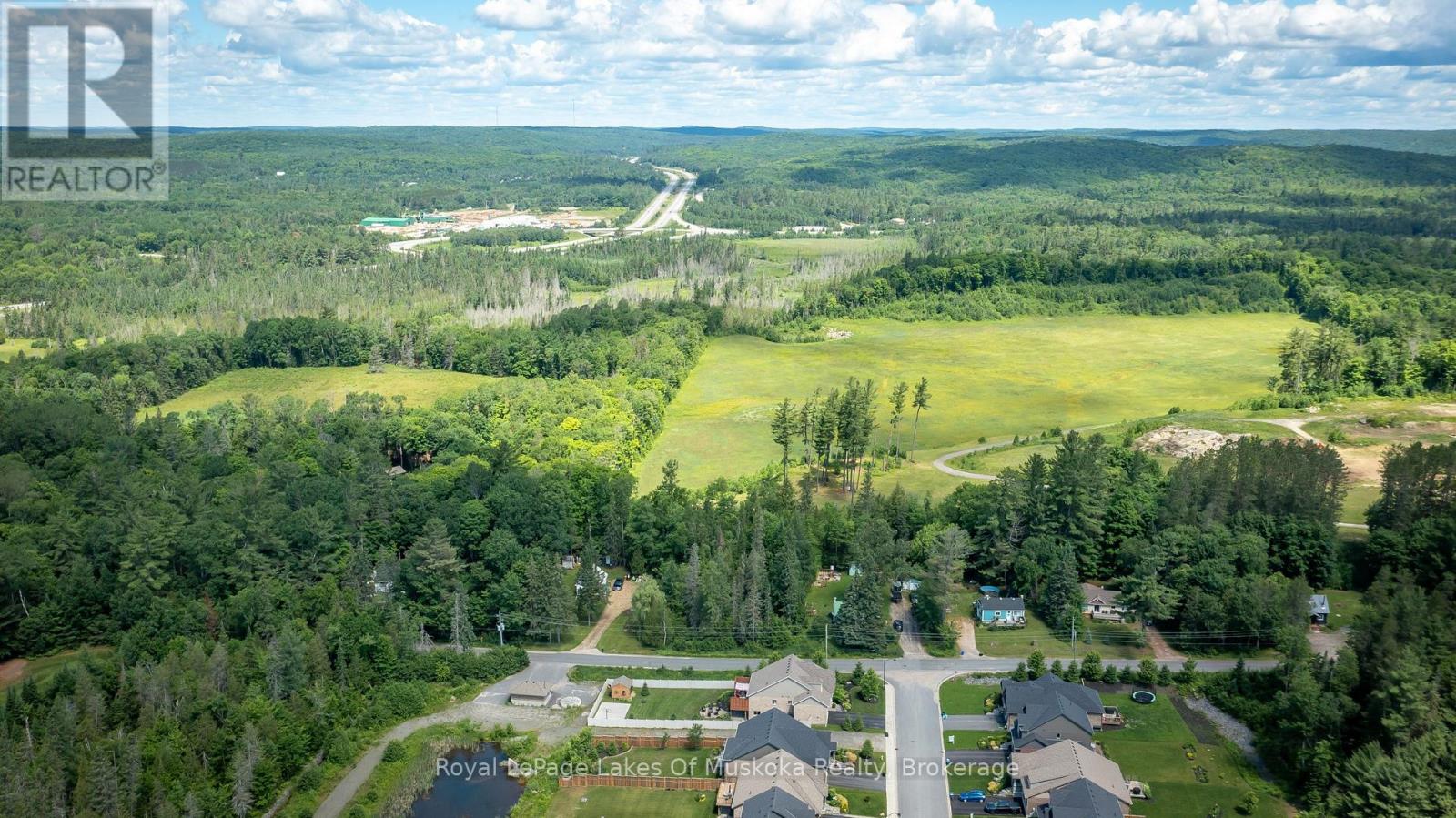 75 Selkirk Drive, Huntsville, Ontario  P1H 0C6 - Photo 40 - X12949752