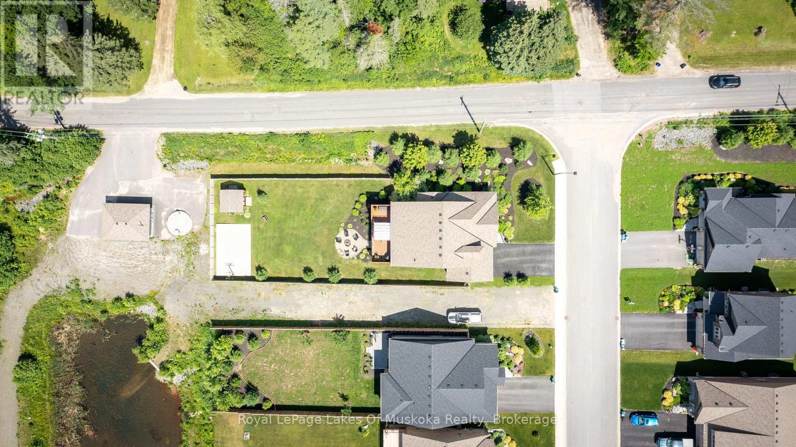 75 Selkirk Drive, Huntsville, Ontario  P1H 0C6 - Photo 47 - X12949752