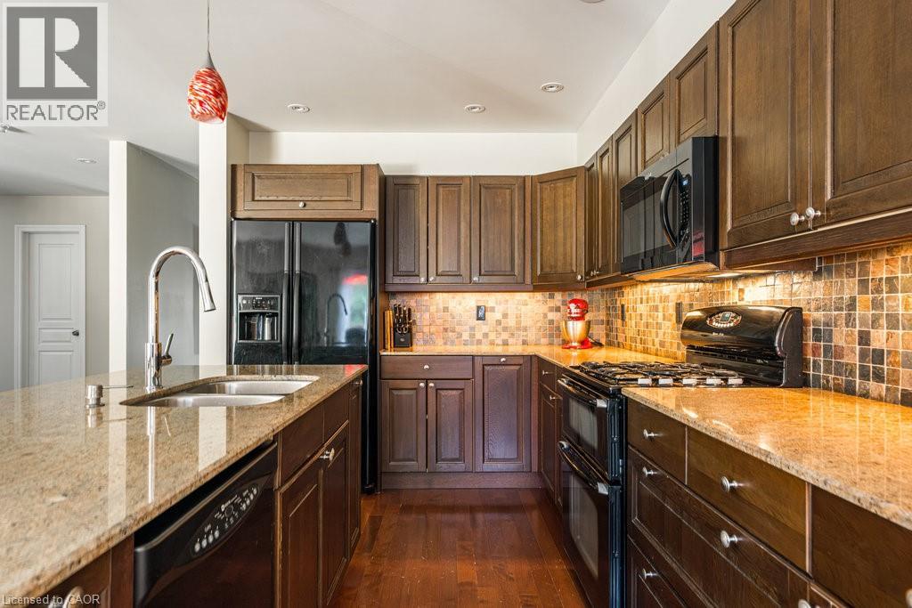 330 Strathcona Drive, Burlington, Ontario  L7L 2E3 - Photo 35 - 40817034