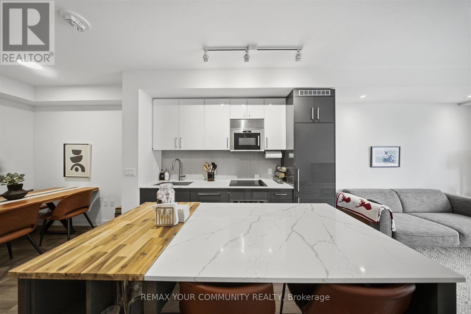 515 - 840 St. Clair Avenue W, Toronto, Ontario  M6C 0A4 - Photo 11 - C12949606