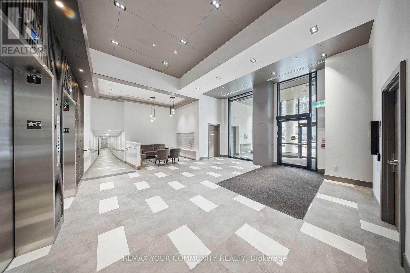 515 - 840 St. Clair Avenue W, Toronto, Ontario  M6C 0A4 - Photo 30 - C12949606