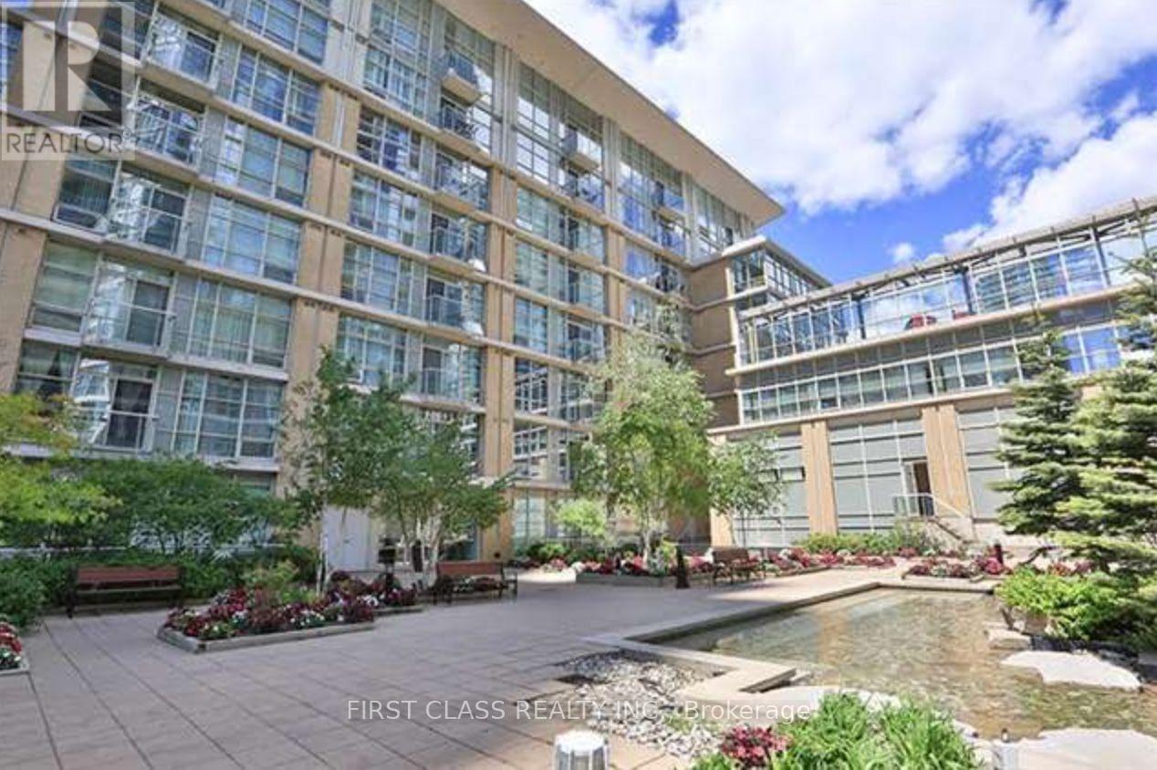 Ph805 - 9 Spadina Avenue, Toronto, Ontario  M5V 3V5 - Photo 2 - C12949646