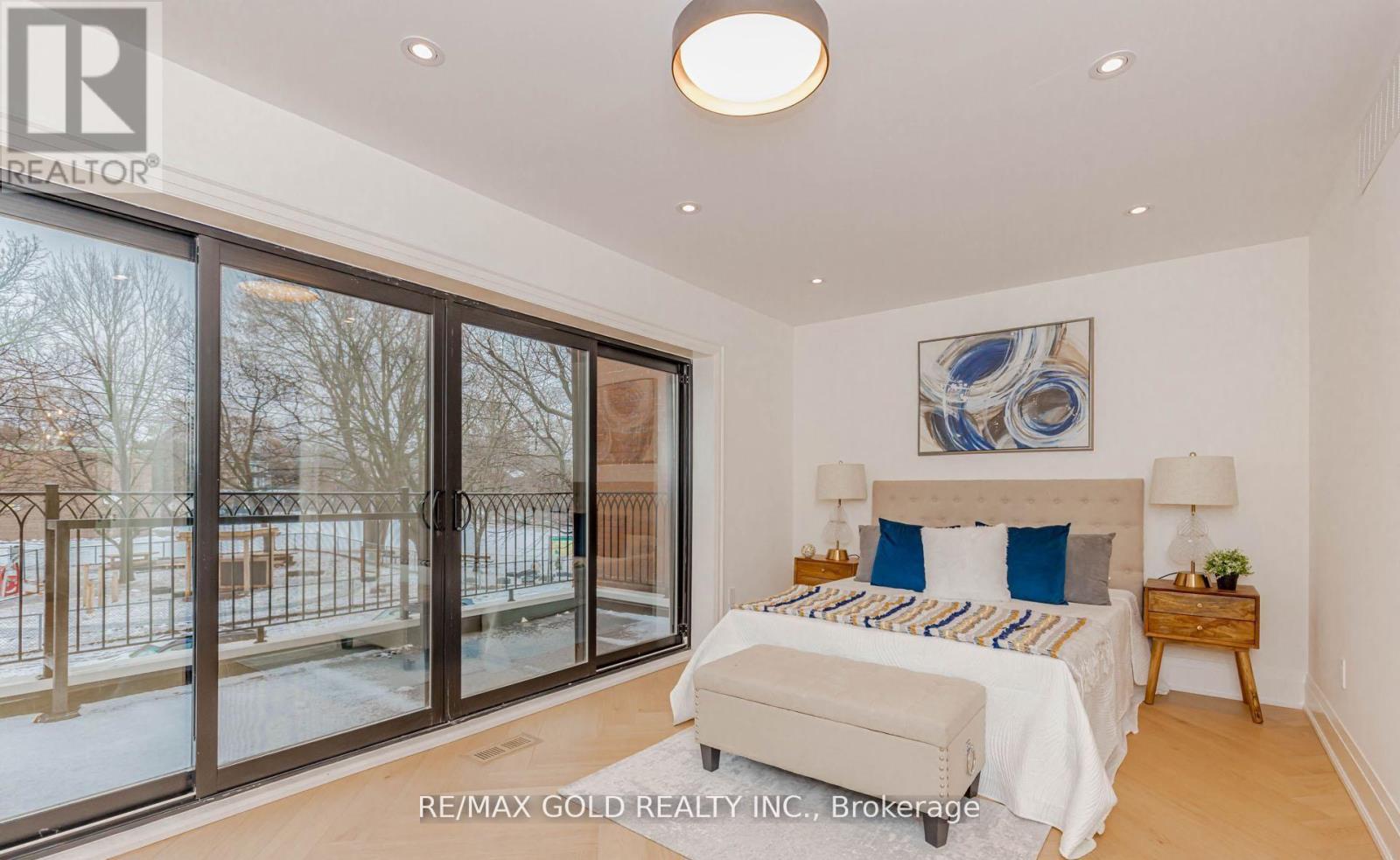 786 Euclid Avenue, Toronto, Ontario  M6G 2V4 - Photo 22 - C12949650