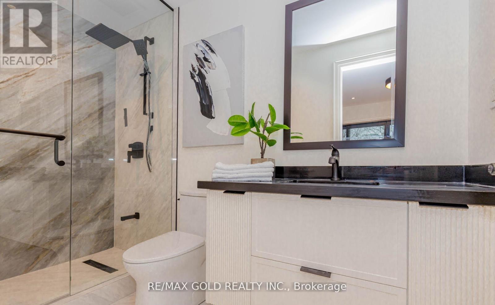 786 Euclid Avenue, Toronto, Ontario  M6G 2V4 - Photo 26 - C12949650