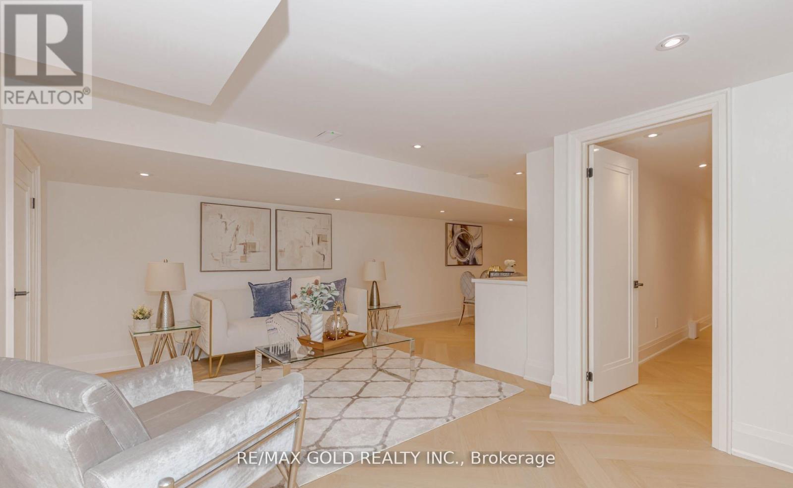 786 Euclid Avenue, Toronto, Ontario  M6G 2V4 - Photo 36 - C12949650