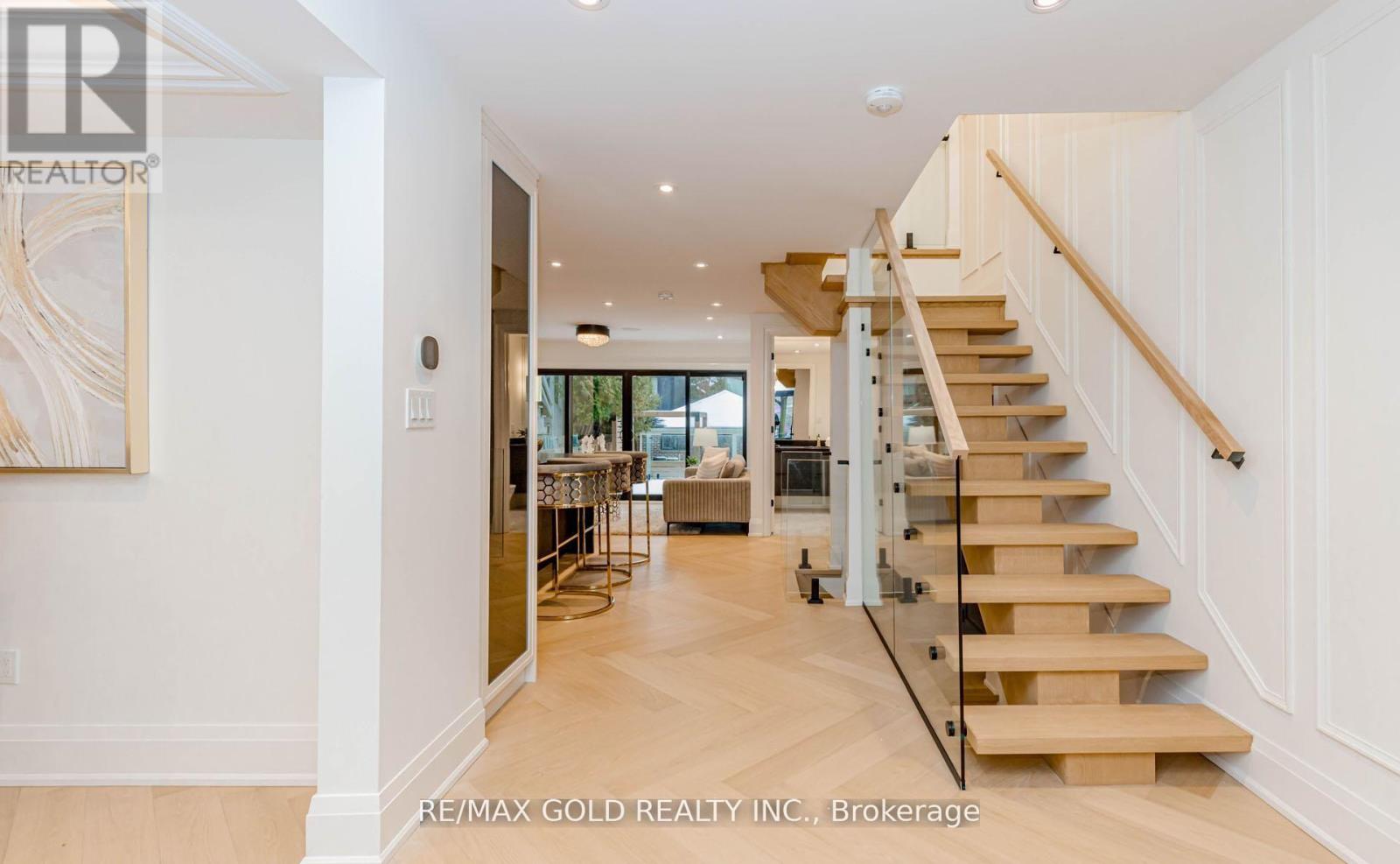 786 Euclid Avenue, Toronto, Ontario  M6G 2V4 - Photo 7 - C12949650