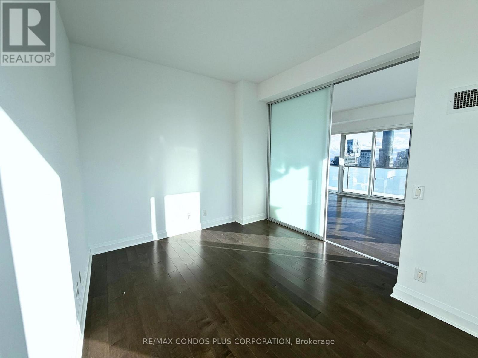 Lph02 - 65 St. Mary Street, Toronto, Ontario  M5S 0A6 - Photo 25 - C12949720