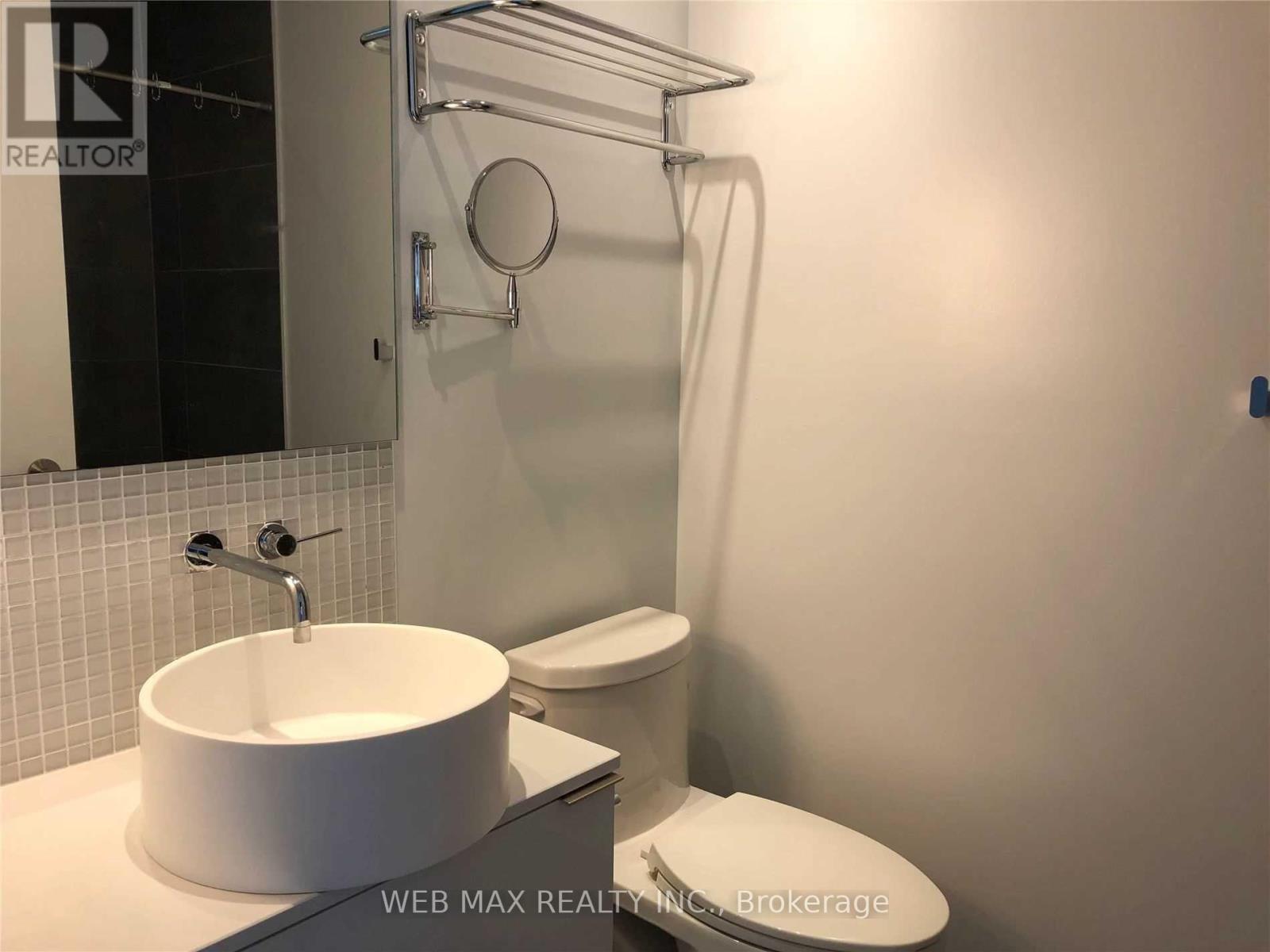 1611 - 185 Roehampton Avenue, Toronto, Ontario  M4P 0C8 - Photo 24 - C12949740