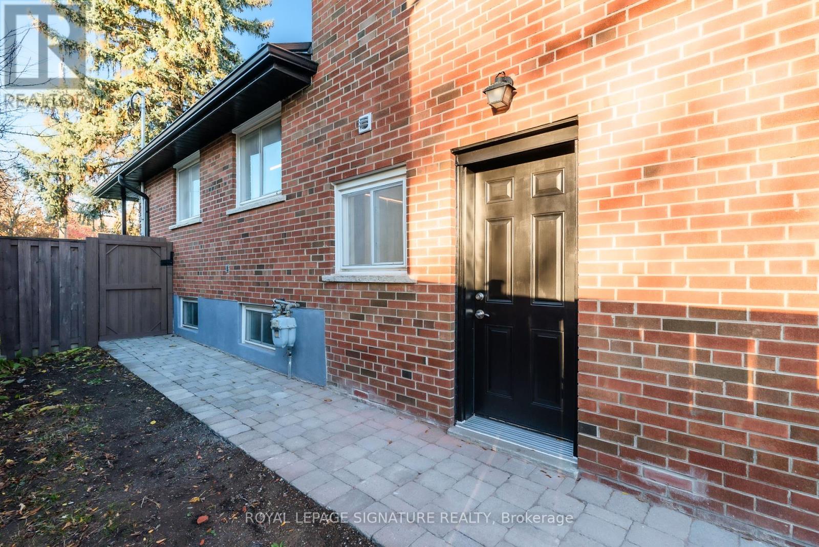 15 Prattley Drive, Toronto, Ontario  M2J 2K1 - Photo 31 - C12949754