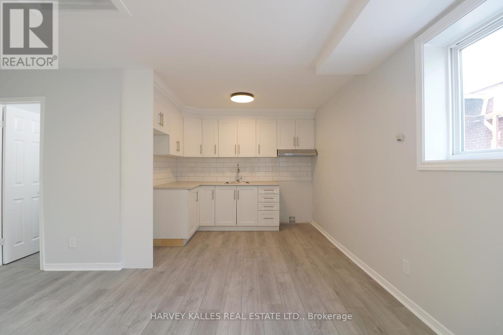 C - 201 Augusta Avenue, Toronto, Ontario  M5T 2L4 - Photo 4 - C12949780