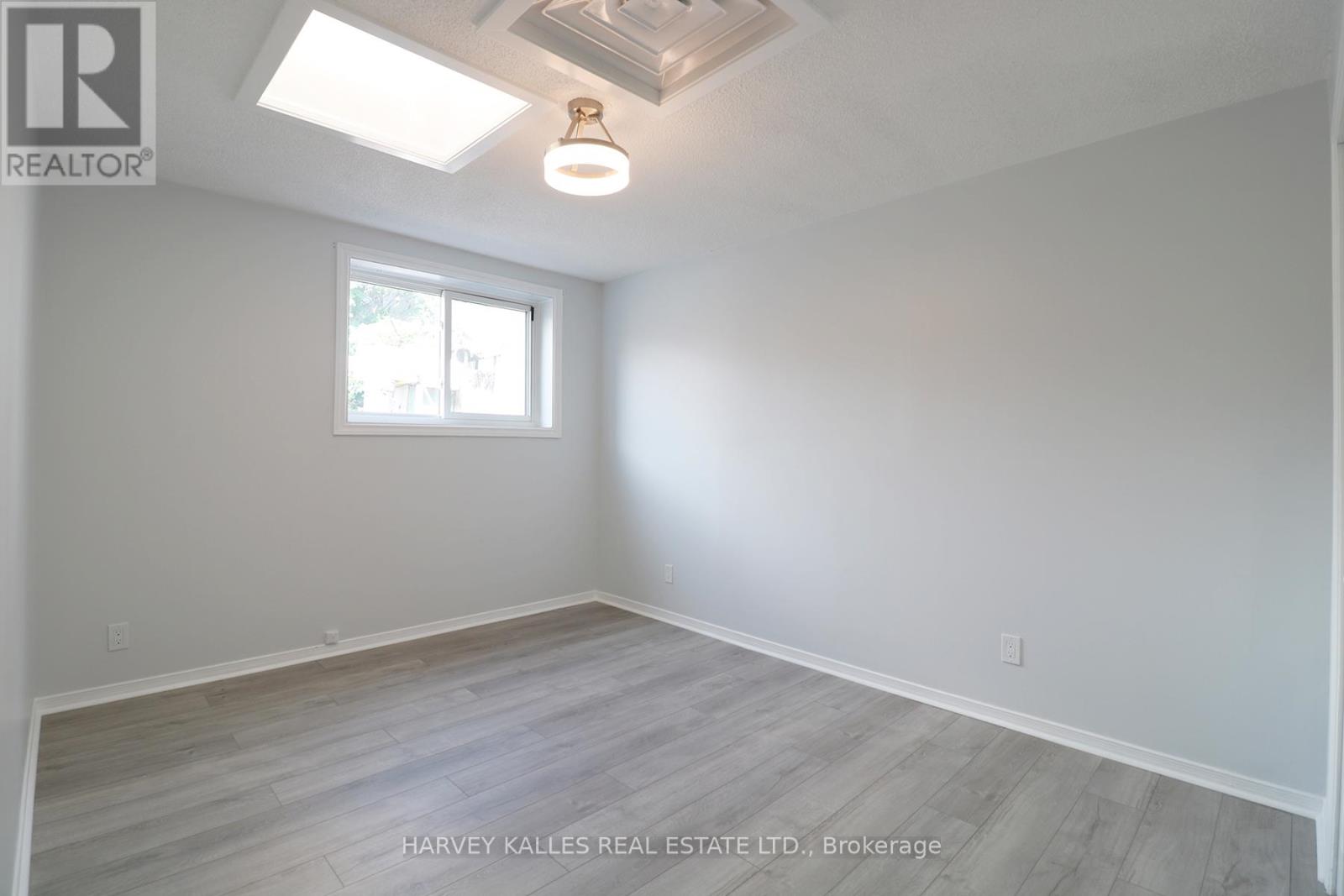 C - 201 Augusta Avenue, Toronto, Ontario  M5T 2L4 - Photo 9 - C12949780