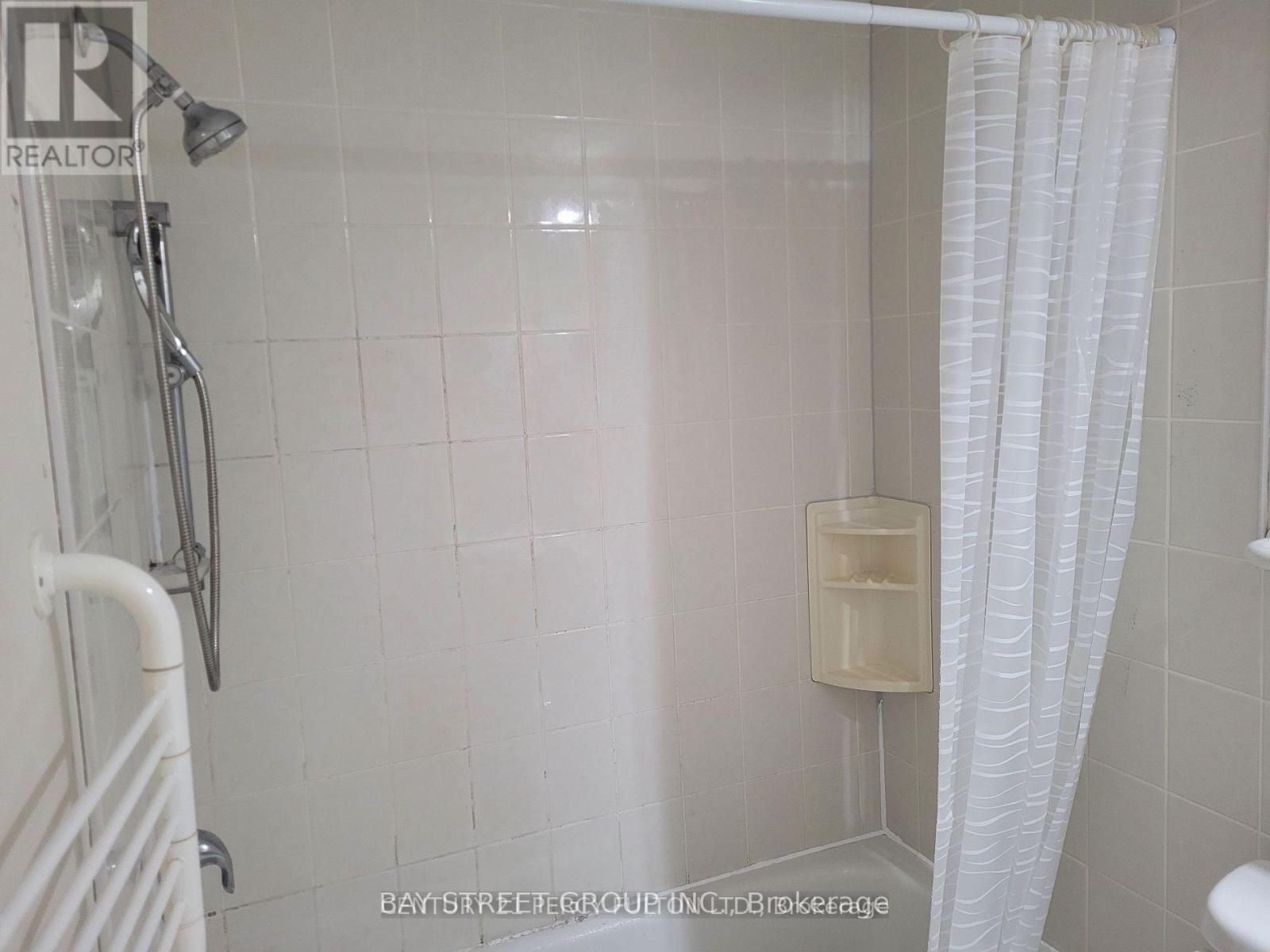 21 Sego Royalway, Toronto, Ontario  M2H 1L3 - Photo 18 - C12949794