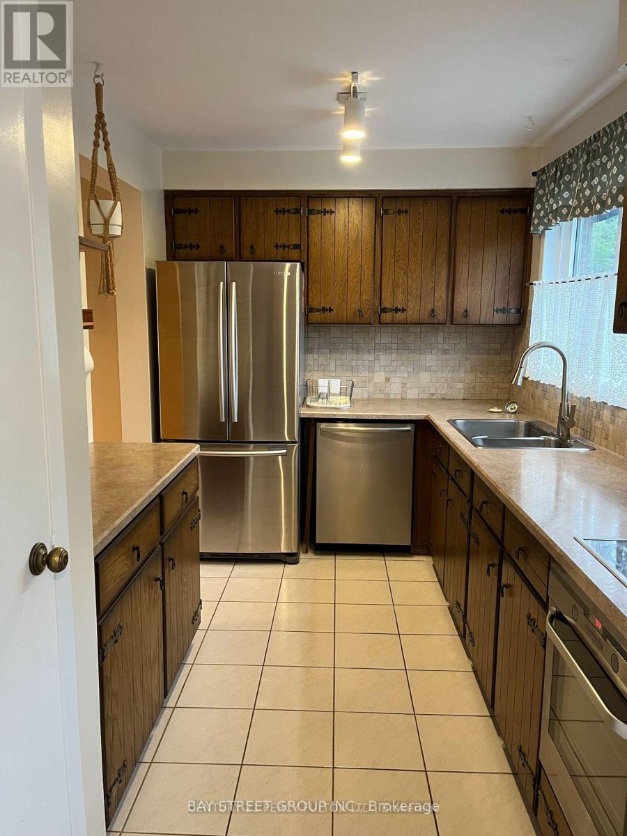 21 Sego Royalway, Toronto, Ontario  M2H 1L3 - Photo 6 - C12949794