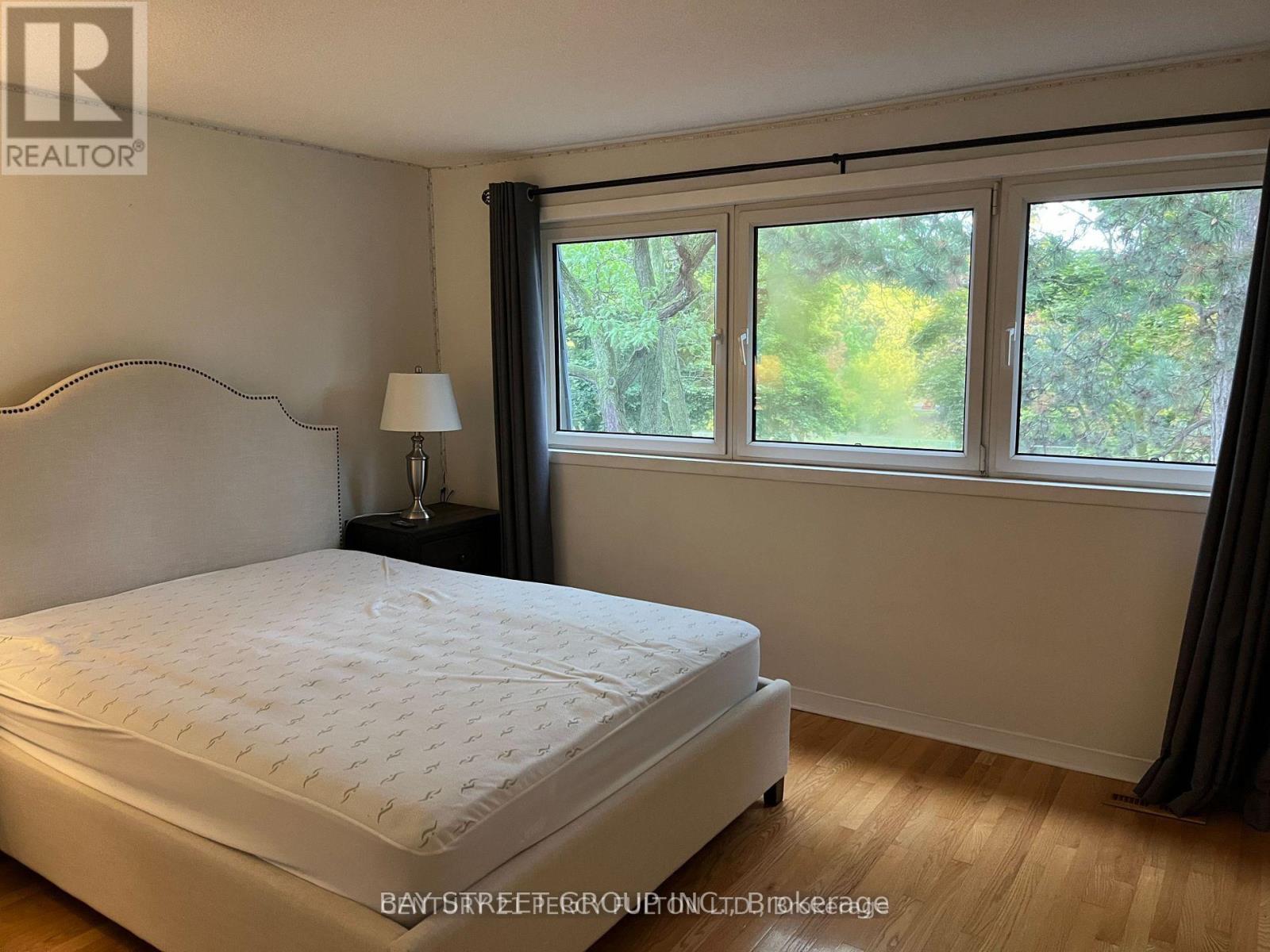 21 Sego Royalway, Toronto, Ontario  M2H 1L3 - Photo 8 - C12949794