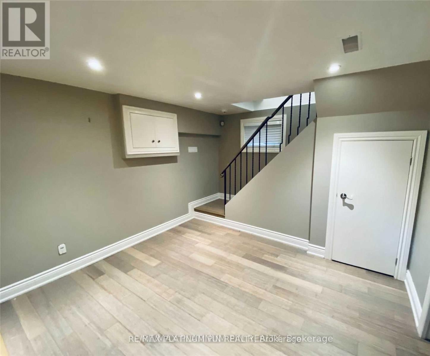 15 Whitelock Crescent, Toronto, Ontario  M2K 1V9 - Photo 13 - C12949840