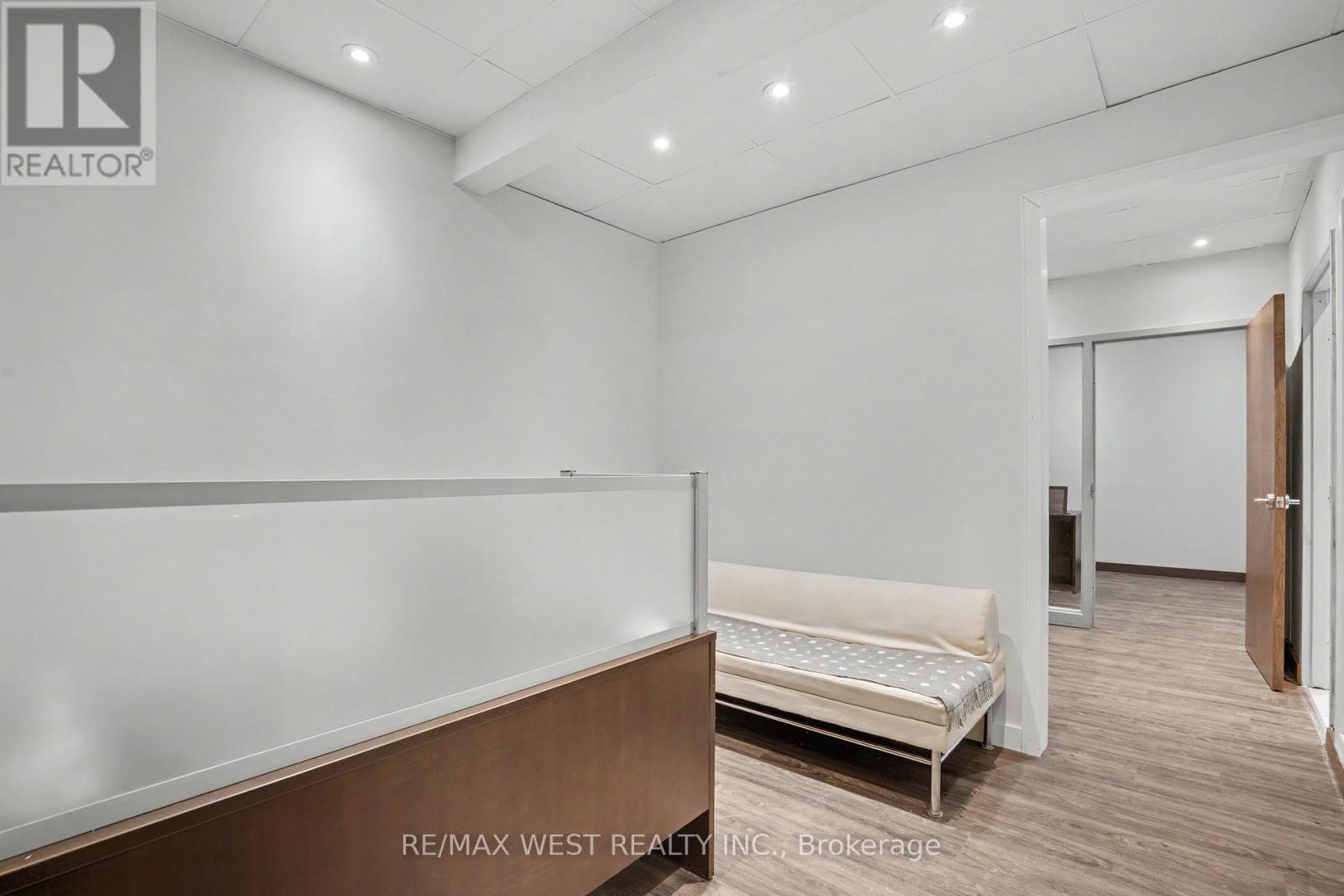 204 - 6174 Yonge Street, Toronto, Ontario  M2M 3X1 - Photo 4 - C12949894