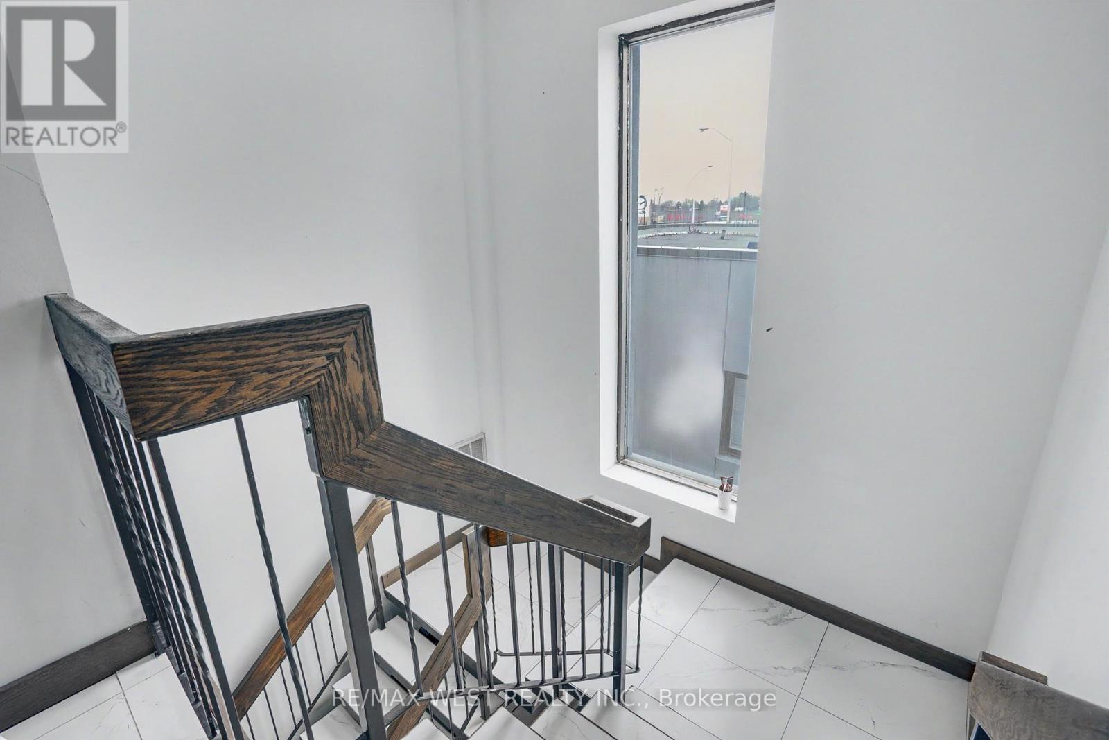 204 - 6174 Yonge Street, Toronto, Ontario  M2M 3X1 - Photo 5 - C12949894
