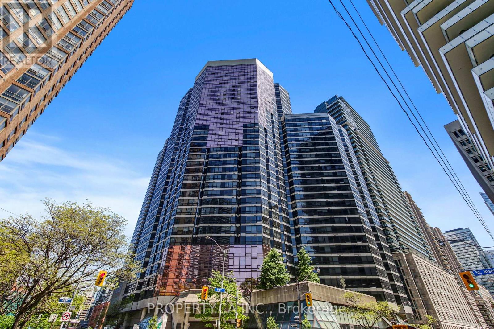 2204 - 1001 Bay Street, Toronto, Ontario  M5S 3A6 - Photo 2 - C12950004