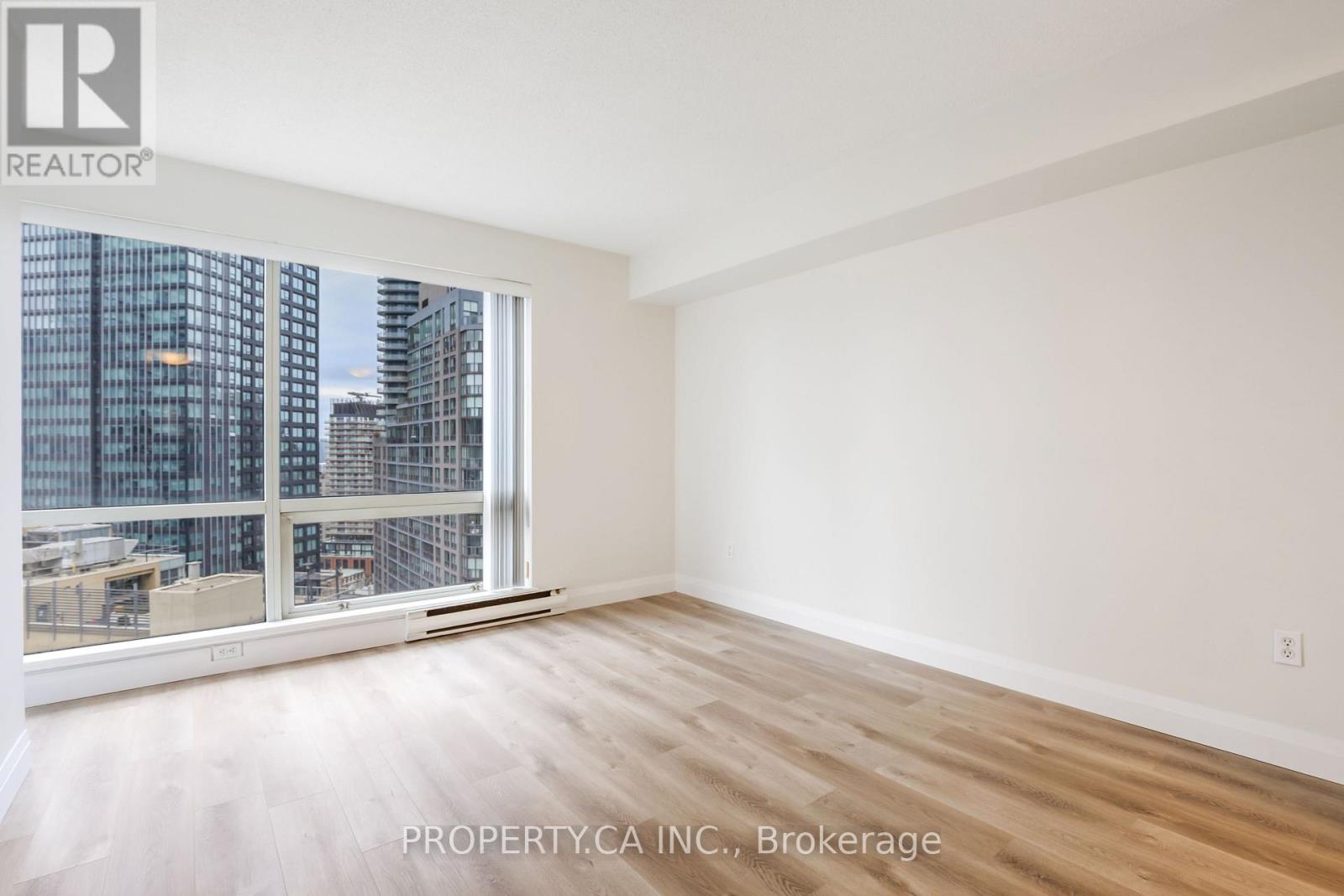 2204 - 1001 Bay Street, Toronto, Ontario  M5S 3A6 - Photo 26 - C12950004
