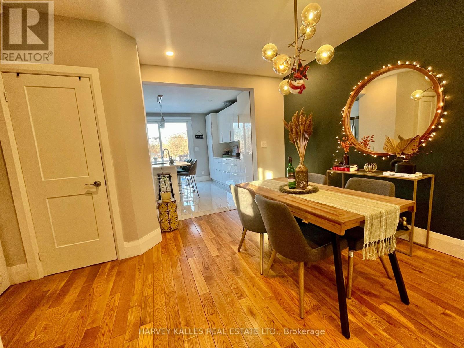 26 Leyton Avenue, Toronto, Ontario  M1L 3T4 - Photo 12 - E12949632