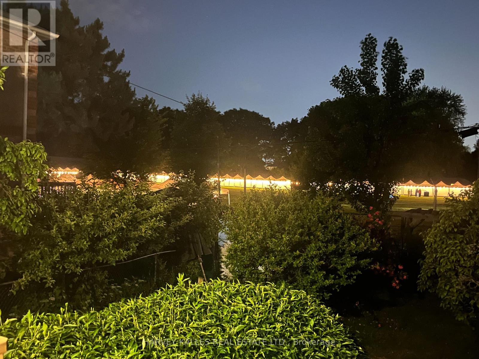 26 Leyton Avenue, Toronto, Ontario  M1L 3T4 - Photo 27 - E12949632