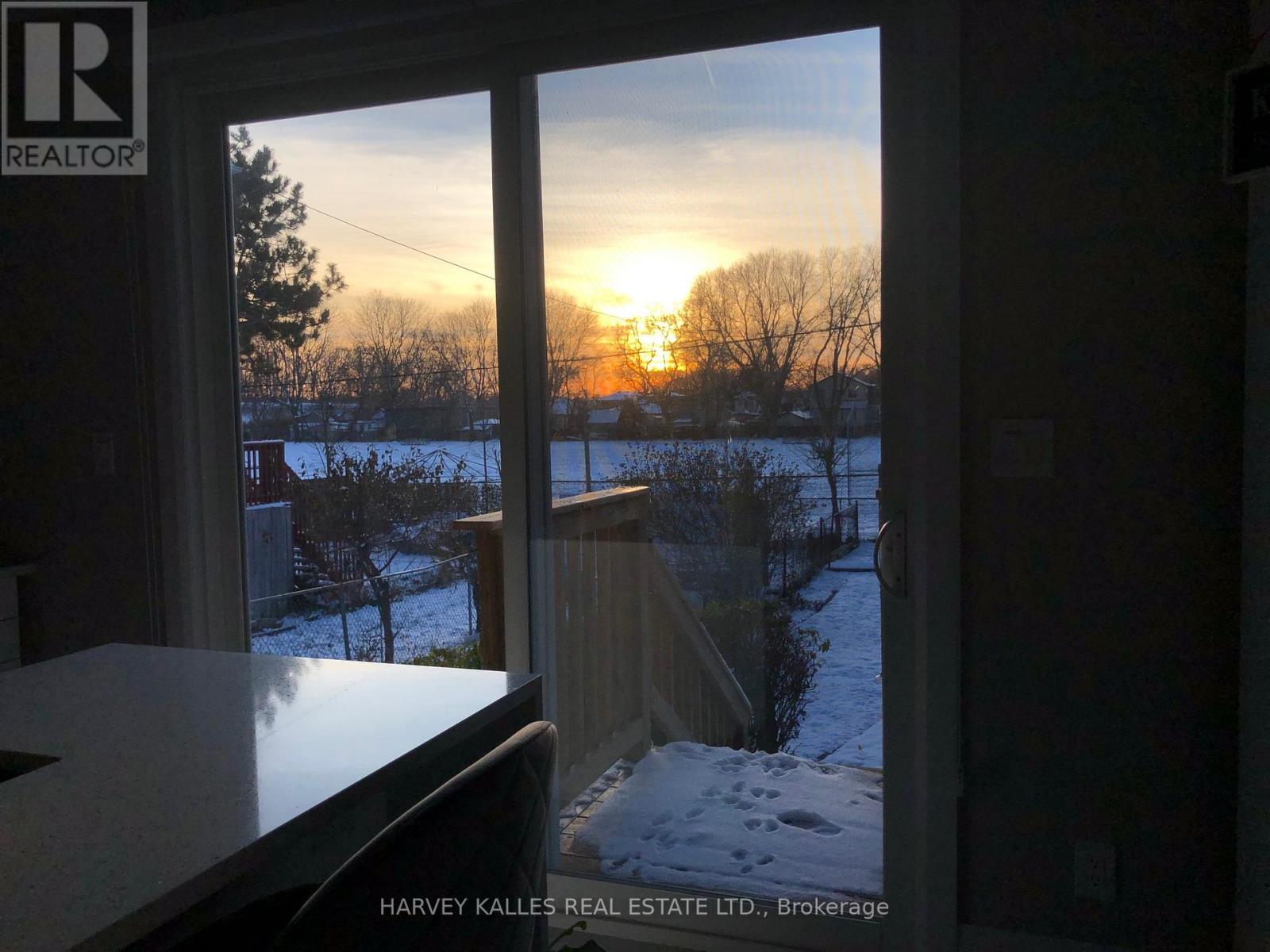 26 Leyton Avenue, Toronto, Ontario  M1L 3T4 - Photo 33 - E12949632