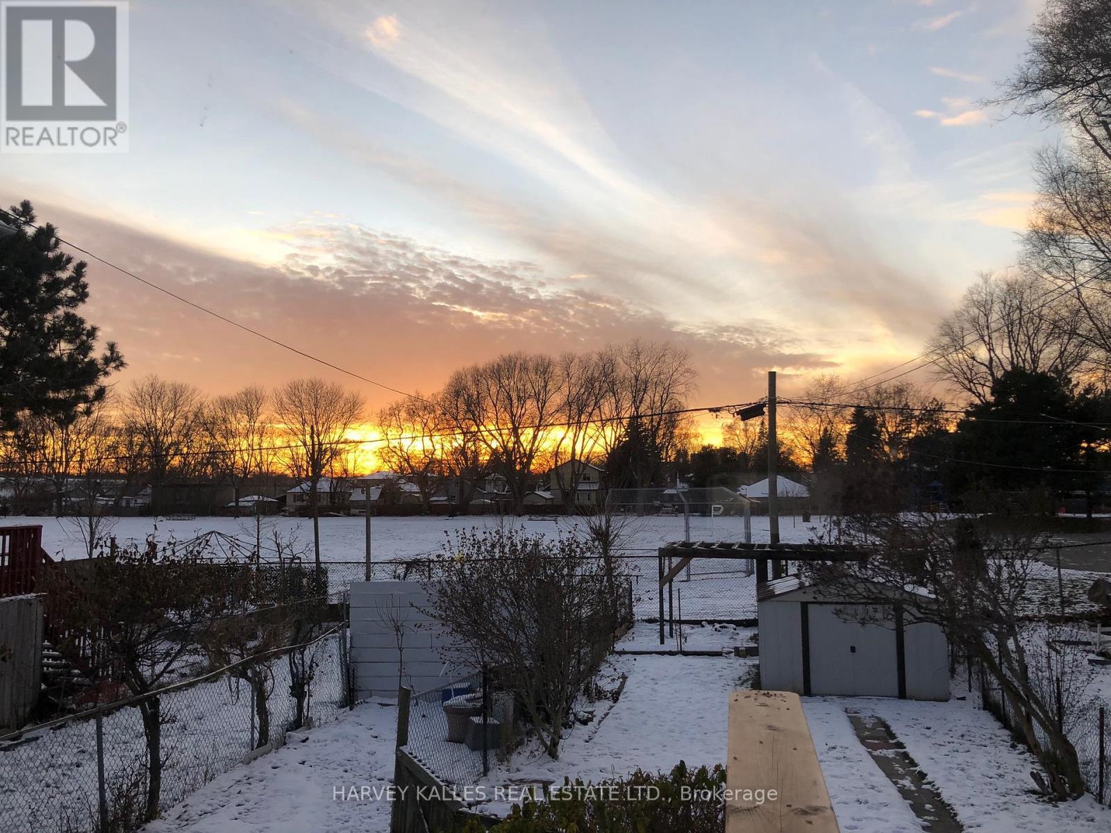 26 Leyton Avenue, Toronto, Ontario  M1L 3T4 - Photo 34 - E12949632