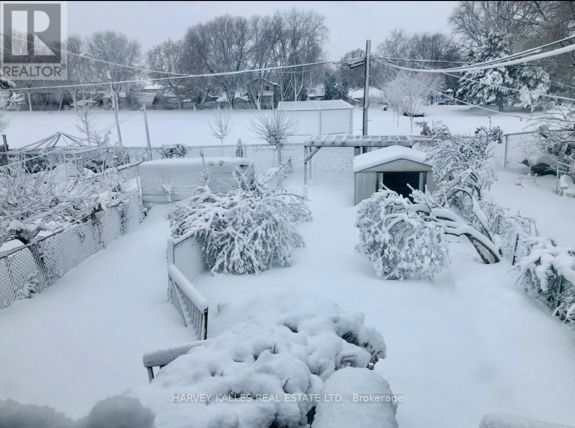 26 Leyton Avenue, Toronto, Ontario  M1L 3T4 - Photo 35 - E12949632