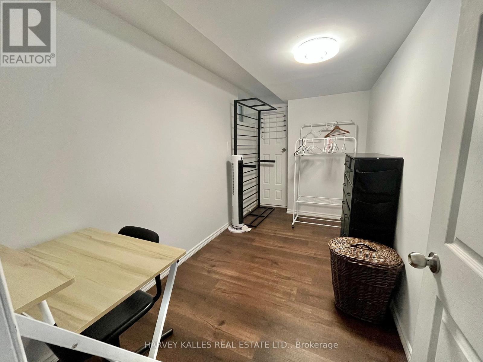 26 Leyton Avenue, Toronto, Ontario  M1L 3T4 - Photo 44 - E12949632