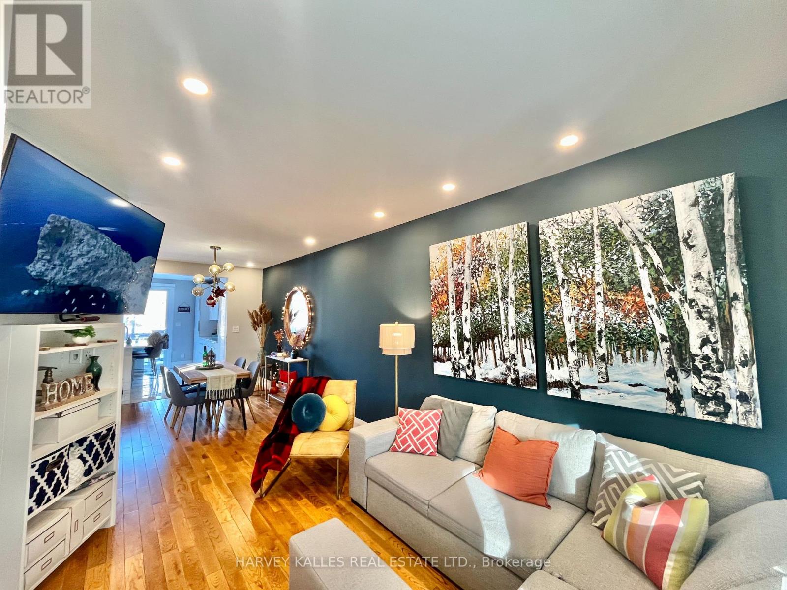 26 Leyton Avenue, Toronto, Ontario  M1L 3T4 - Photo 7 - E12949632