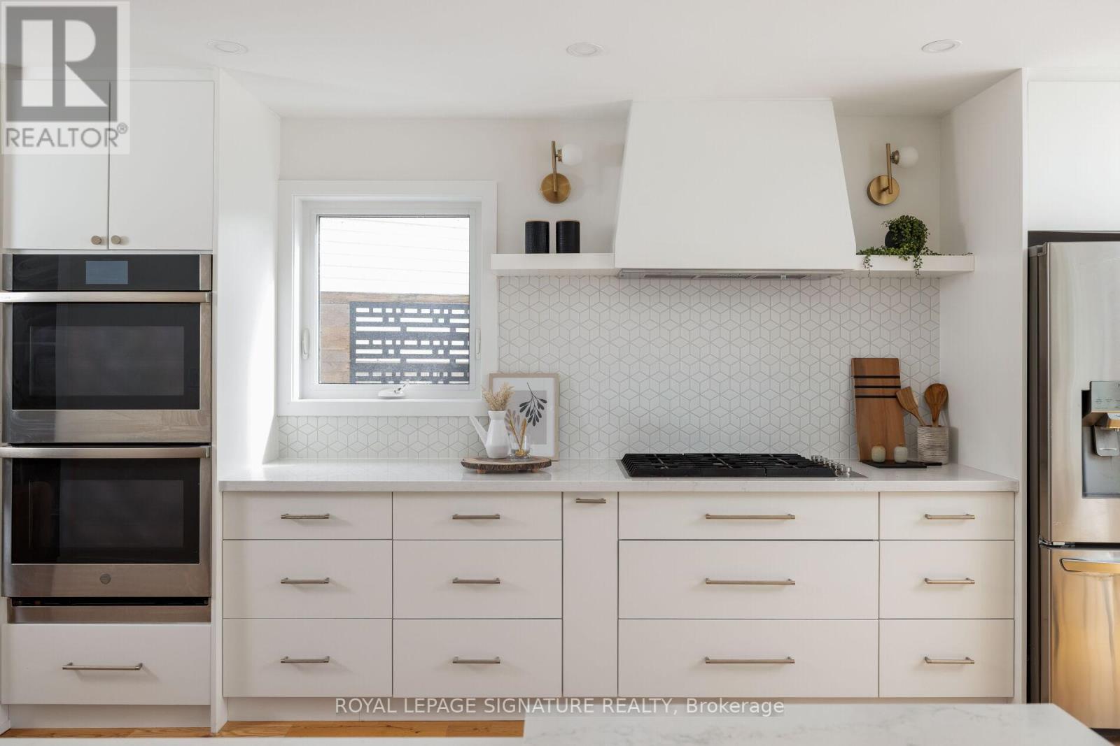 567 Downland Drive, Pickering, Ontario  L1W 3B1 - Photo 10 - E12949714