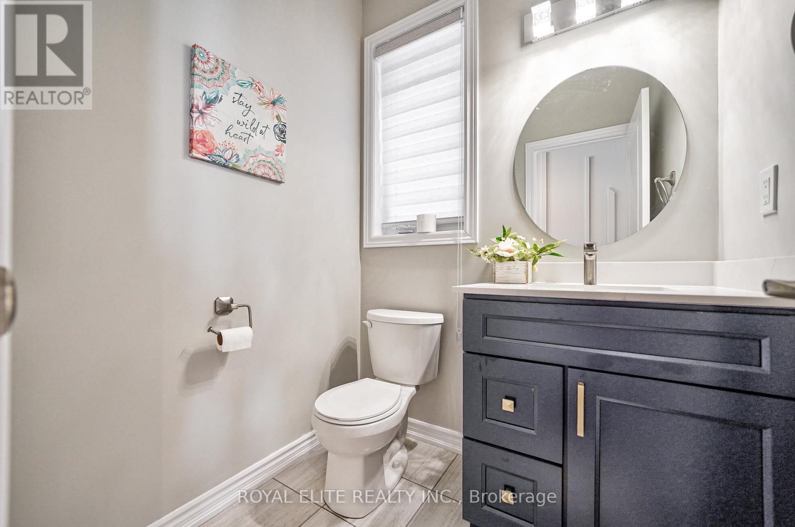 10 Capstan Court, Whitby, Ontario  L1P 0K5 - Photo 3 - E12950000