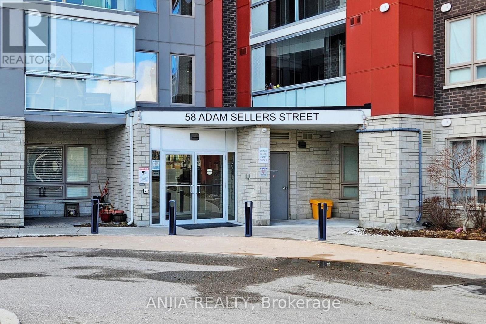 614 - 58 Adam Sellers Street, Markham, Ontario L6B 1P5 - Photo 3 - N12935980