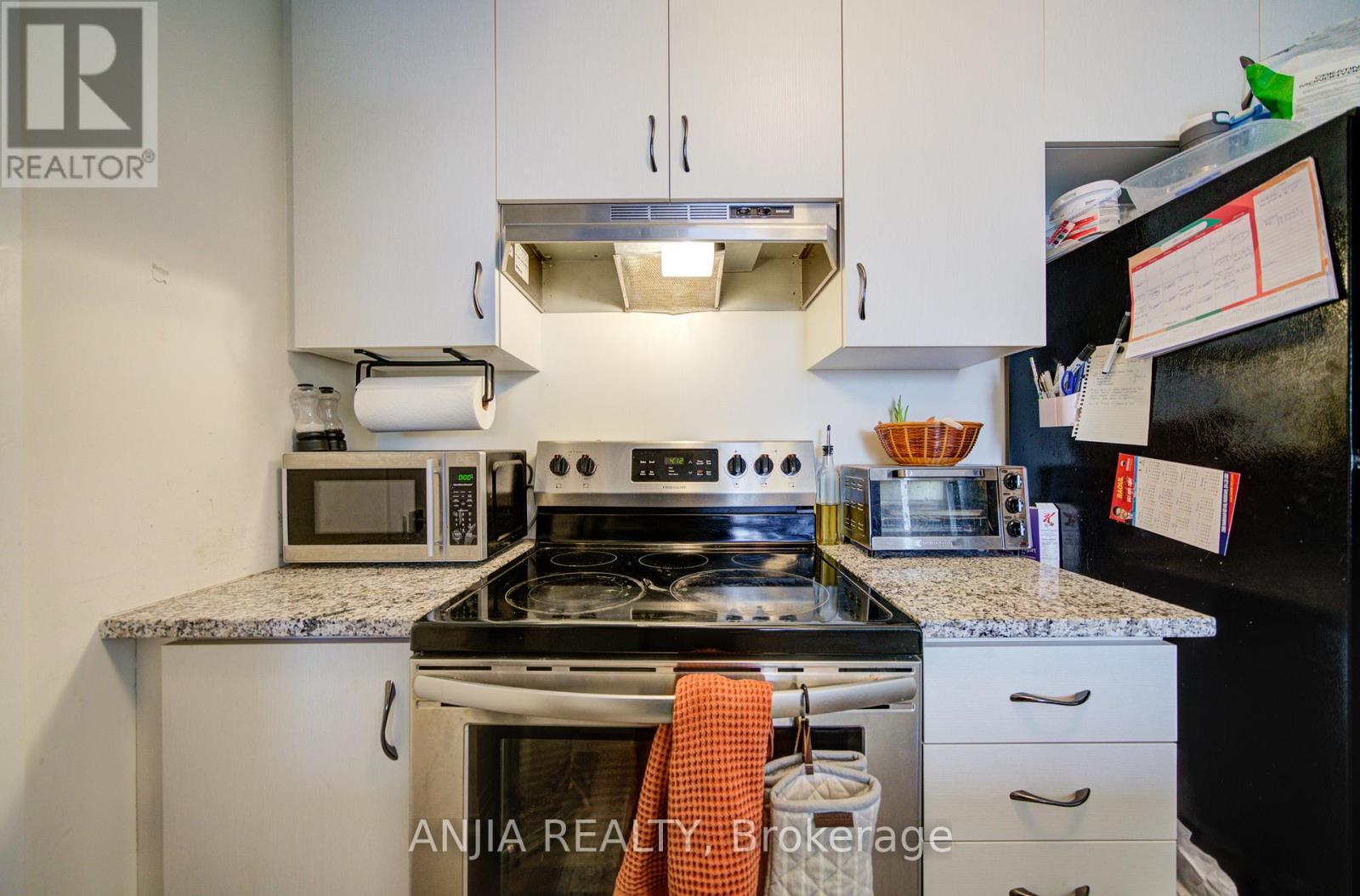 614 - 58 Adam Sellers Street, Markham, Ontario L6B 1P5 - Photo 16 - N12935980