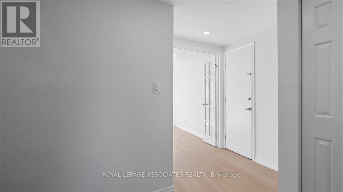 27 Janlyn Crescent, Belleville, Ontario  K8N 1L1 - Photo 2 - X12944942