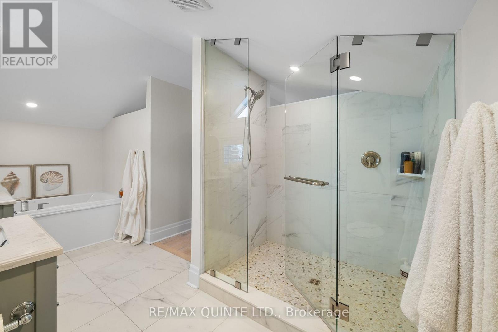 1245 Miller Road, Prince Edward County, Ontario  K0K 2T0 - Photo 32 - X12695168