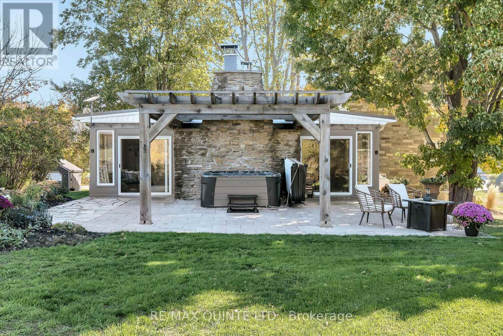 1245 Miller Road, Prince Edward County, Ontario  K0K 2T0 - Photo 42 - X12695168