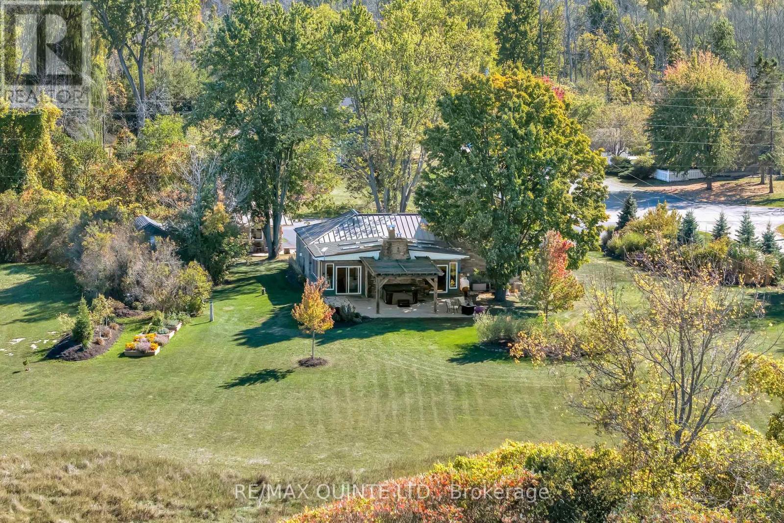 1245 Miller Road, Prince Edward County, Ontario  K0K 2T0 - Photo 6 - X12695168