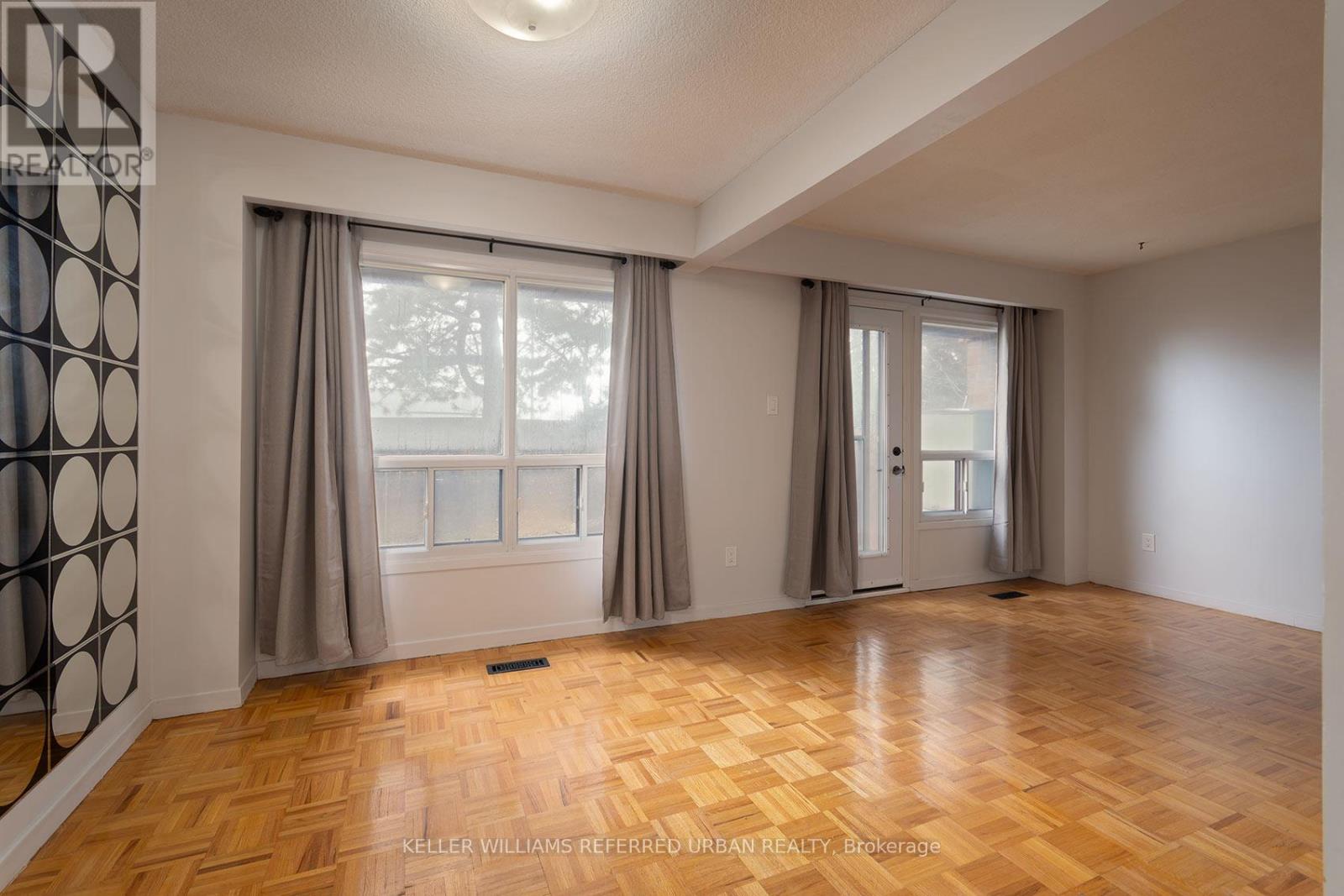 37 - 11 Plaisance Road, Richmond Hill, Ontario  L4C 5H1 - Photo 14 - N12949552