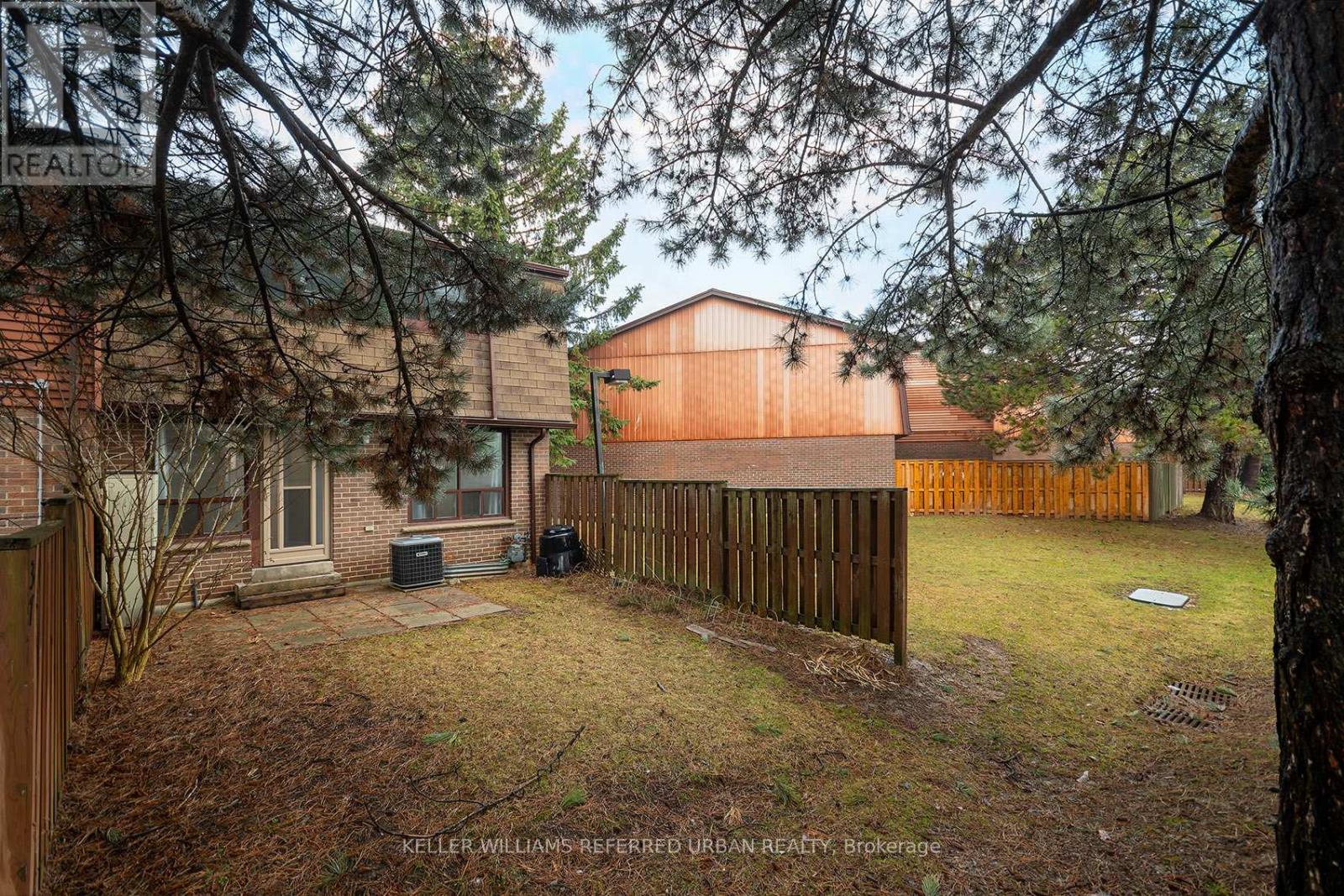 37 - 11 Plaisance Road, Richmond Hill, Ontario  L4C 5H1 - Photo 33 - N12949552